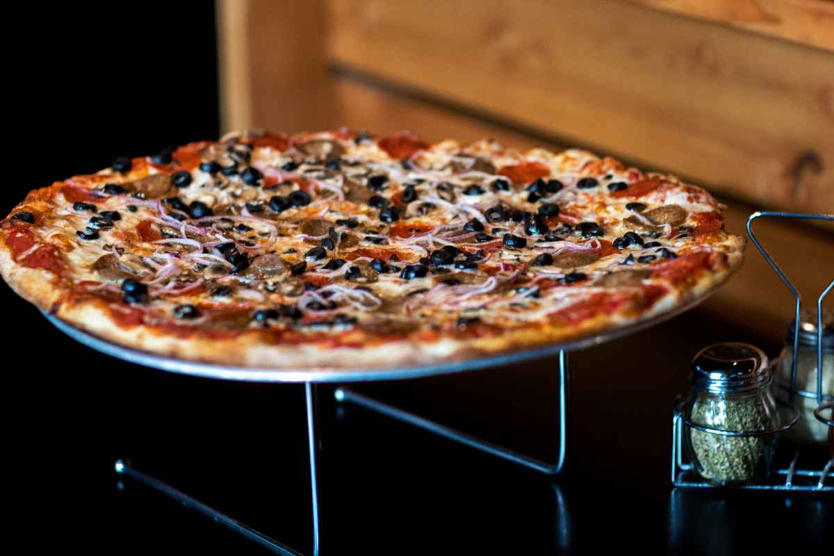 Wiseguy Pizza Pie | crispy pizza crust | pizza Boise | pizza Hailey | pizza Ketchum | handcrafted pizza | best pizza Idaho | fresh pizza | pizza restaurant